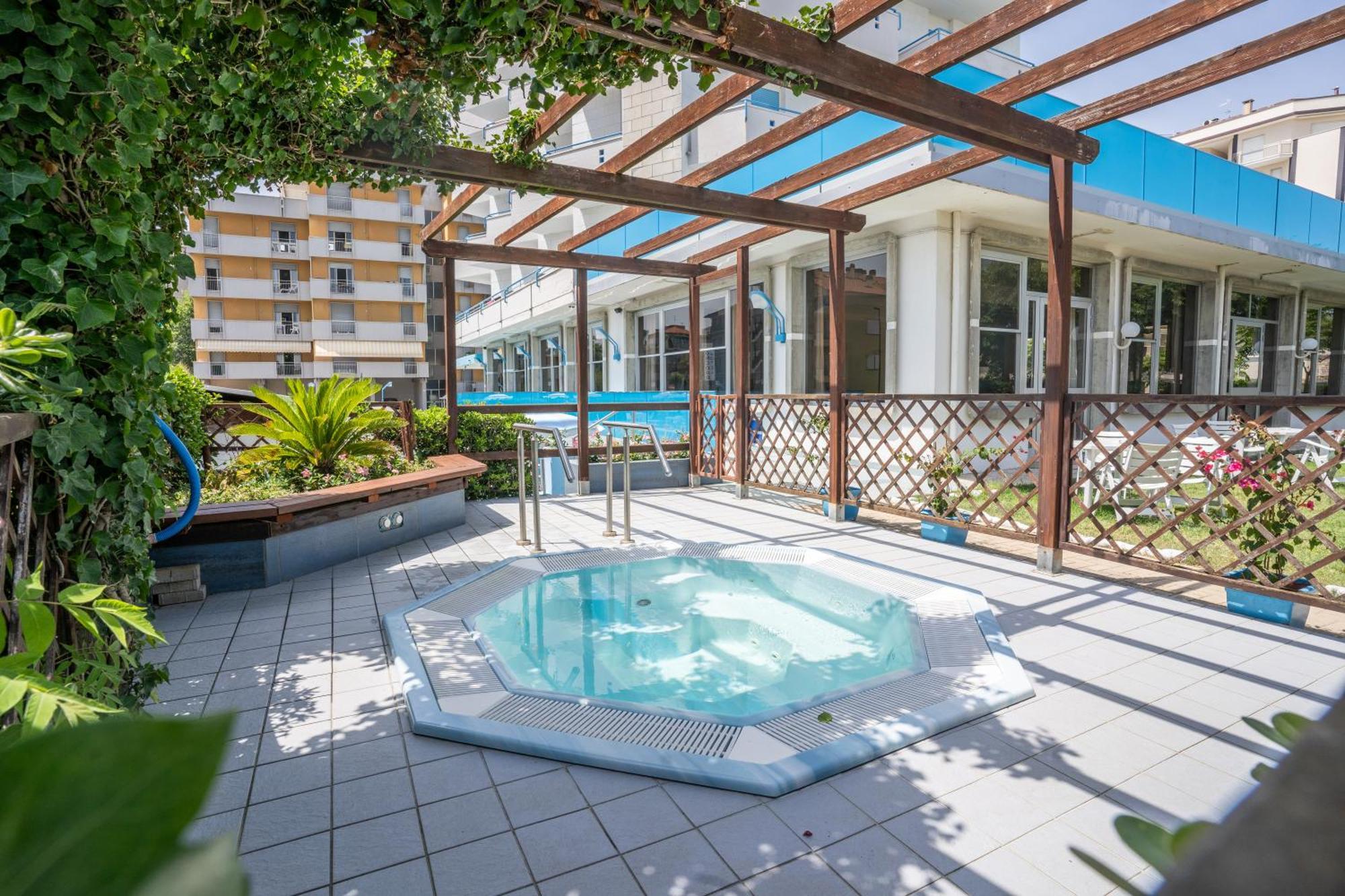 Hotel Concord Lido Di Savio Ngoại thất bức ảnh
