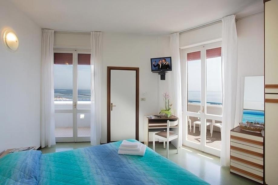 Hotel Concord Lido Di Savio Ngoại thất bức ảnh